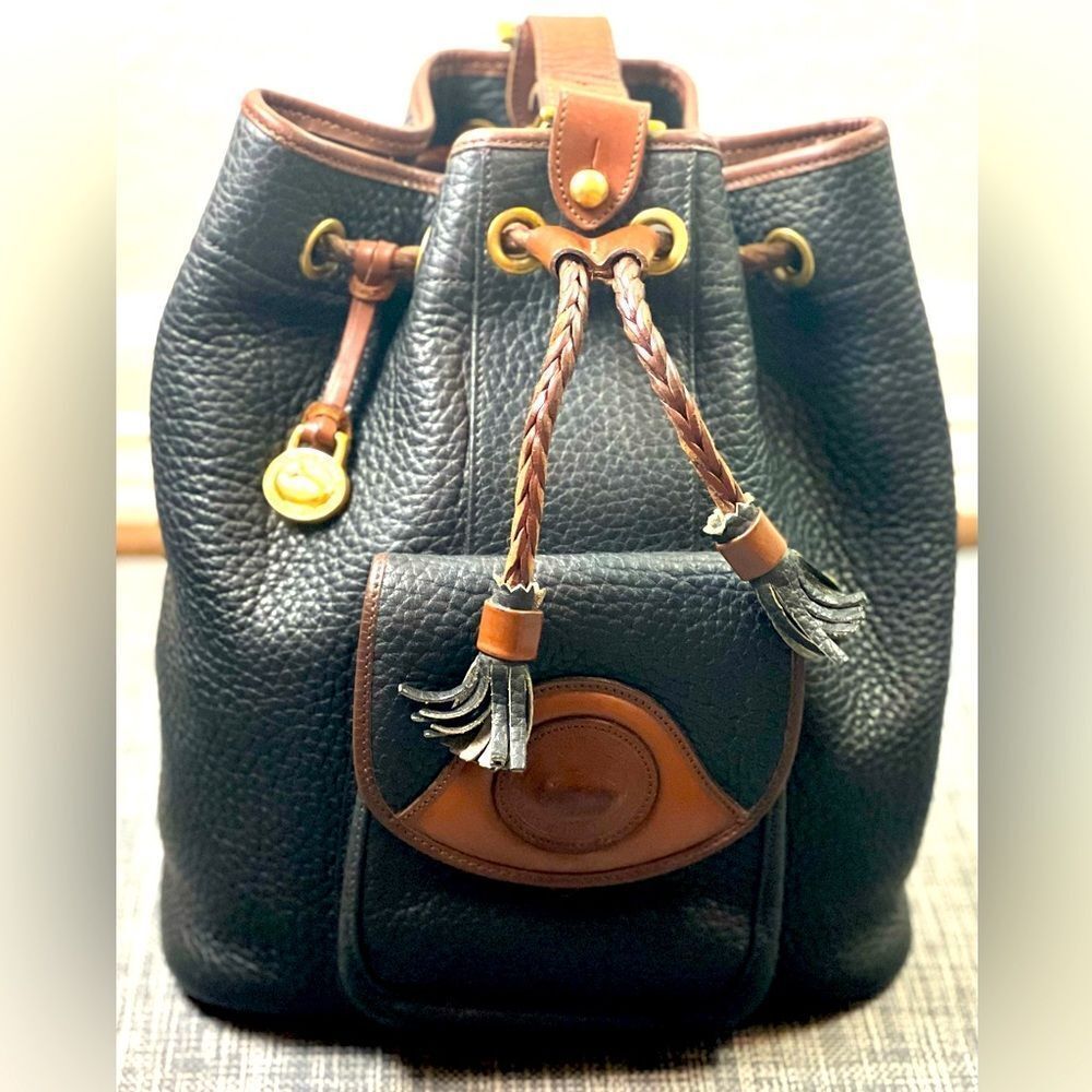 Vintage Dooney & Bourke Sling/Bucket Bag